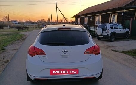 Opel Astra J, 2012 год, 620 000 рублей, 2 фотография