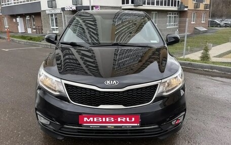 KIA Rio III рестайлинг, 2017 год, 849 000 рублей, 2 фотография