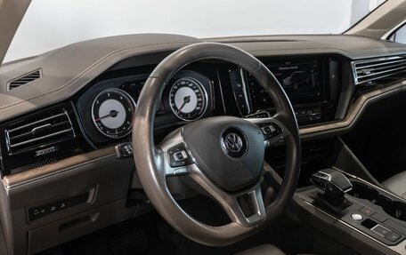Volkswagen Touareg III, 2020 год, 6 130 300 рублей, 5 фотография