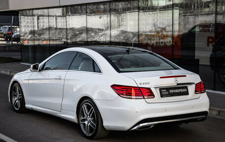 Mercedes-Benz E-Класс, 2014 год, 8 фотография
