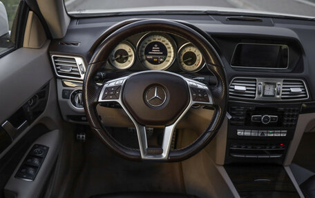 Mercedes-Benz E-Класс, 2014 год, 14 фотография