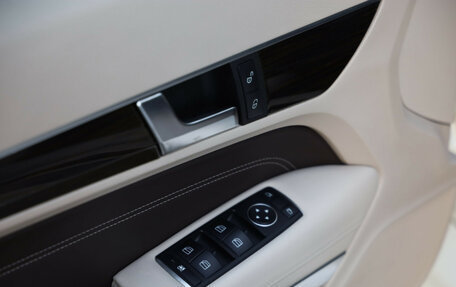 Mercedes-Benz E-Класс, 2014 год, 25 фотография