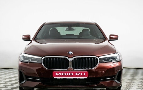 BMW 5 серия, 2022 год, 4 200 000 рублей, 2 фотография