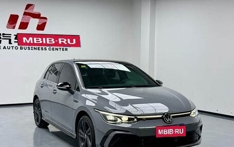 Volkswagen Golf VIII, 2023 год, 2 050 000 рублей, 1 фотография