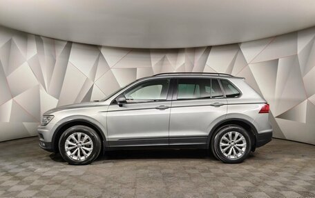 Volkswagen Tiguan II, 2019 год, 2 455 000 рублей, 5 фотография