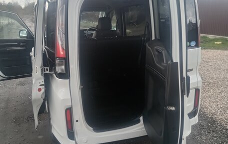 Honda Stepwgn IV, 2016 год, 1 980 000 рублей, 16 фотография