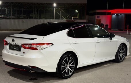 Toyota Camry, 2022 год, 2 780 000 рублей, 3 фотография