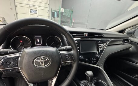 Toyota Camry, 2020 год, 1 730 000 рублей, 15 фотография