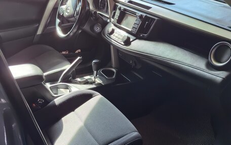 Toyota RAV4, 2016 год, 2 200 000 рублей, 3 фотография