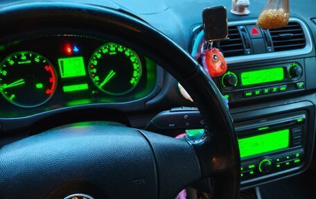 Skoda Fabia II, 2008 год, 450 000 рублей, 7 фотография