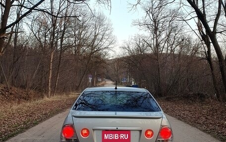 Toyota Altezza, 1999 год, 640 000 рублей, 4 фотография