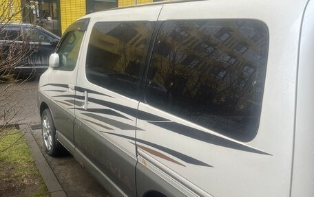 Toyota Granvia, 1999 год, 1 000 000 рублей, 3 фотография