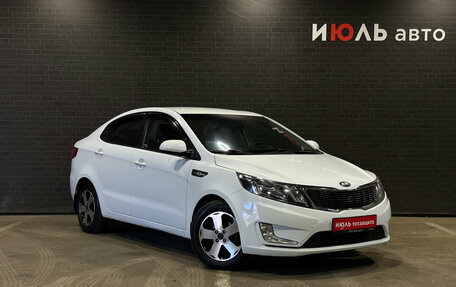 KIA Rio III рестайлинг, 2013 год, 980 000 рублей, 3 фотография