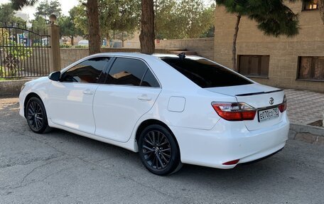 Toyota Camry, 2018 год, 1 580 000 рублей, 7 фотография