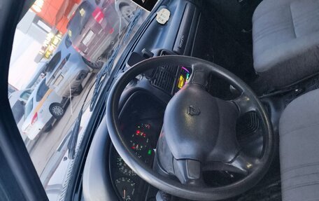 ГАЗ 3110 «Волга», 2003 год, 10 фотография