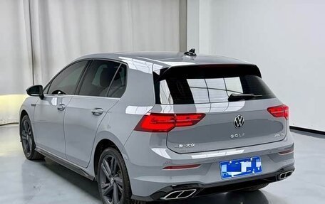Volkswagen Golf VIII, 2023 год, 2 050 000 рублей, 3 фотография