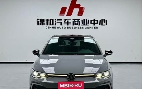 Volkswagen Golf VIII, 2023 год, 2 050 000 рублей, 5 фотография