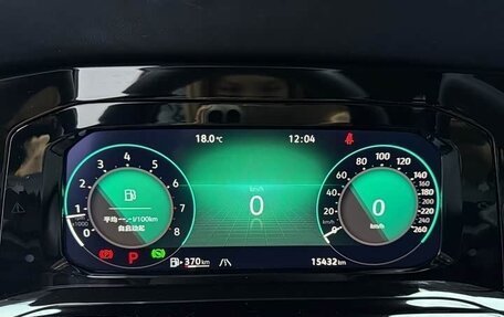 Volkswagen Golf VIII, 2023 год, 2 050 000 рублей, 10 фотография