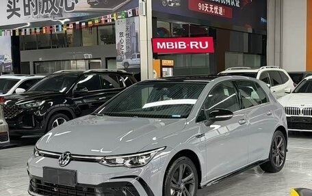 Volkswagen Golf VIII, 2023 год, 2 160 000 рублей, 2 фотография