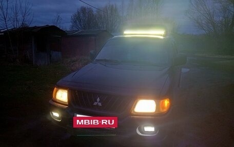 Mitsubishi Montero Sport, 2002 год, 800 000 рублей, 30 фотография
