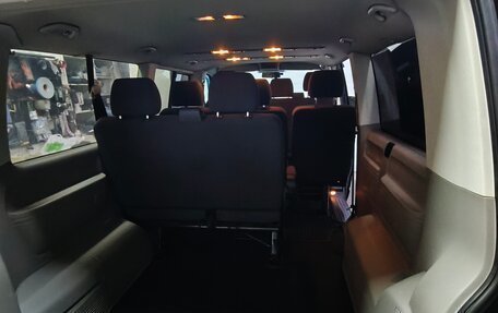 Volkswagen Caravelle T5, 2015 год, 2 650 000 рублей, 14 фотография