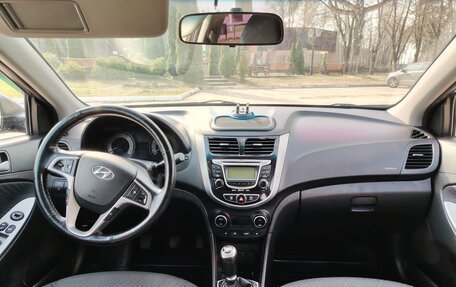 Hyundai Solaris II рестайлинг, 2016 год, 1 150 000 рублей, 13 фотография