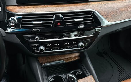 BMW 5 серия, 2018 год, 2 830 000 рублей, 24 фотография