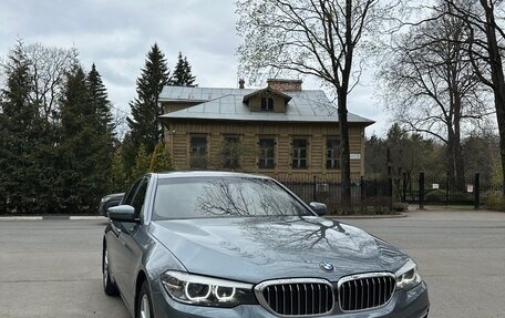 BMW 5 серия, 2018 год, 2 830 000 рублей, 11 фотография