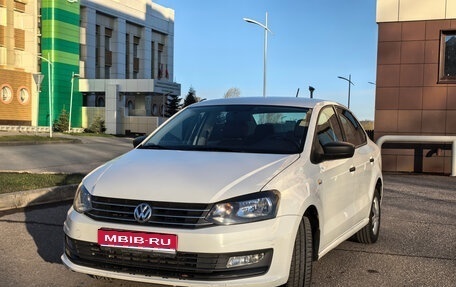 Volkswagen Polo VI (EU Market), 2015 год, 999 000 рублей, 1 фотография