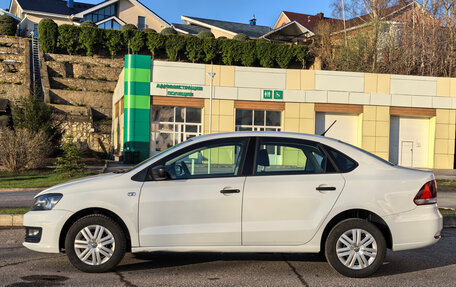 Volkswagen Polo VI (EU Market), 2015 год, 999 000 рублей, 2 фотография