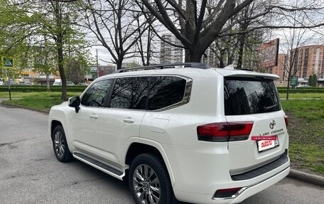 Toyota Land Cruiser, 2023 год, 8 200 000 рублей, 3 фотография
