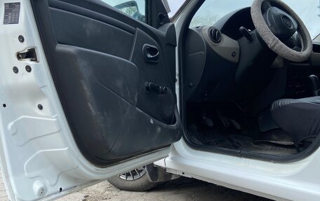 Renault Logan I, 2015 год, 350 000 рублей, 12 фотография