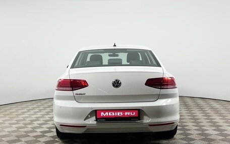 Volkswagen Passat B8 рестайлинг, 2019 год, 2 150 000 рублей, 4 фотография