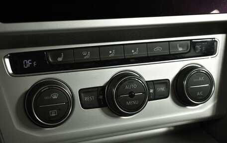 Volkswagen Passat B8 рестайлинг, 2019 год, 2 150 000 рублей, 21 фотография