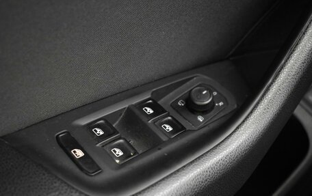 Volkswagen Passat B8 рестайлинг, 2019 год, 2 150 000 рублей, 23 фотография