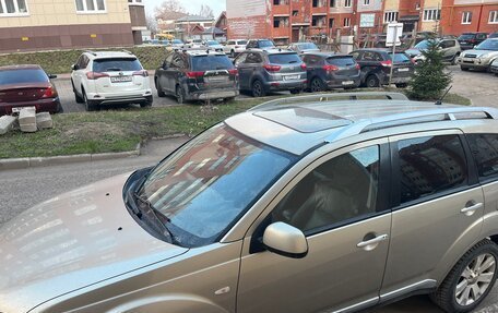 Mitsubishi Outlander III рестайлинг 3, 2007 год, 899 000 рублей, 2 фотография