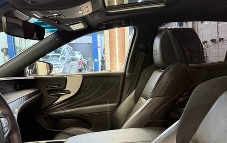 Lexus LS IV, 2018 год, 6 100 000 рублей, 26 фотография