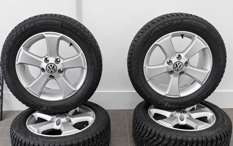 Volkswagen Multivan T6 рестайлинг, 2017 год, 3 490 000 рублей, 19 фотография