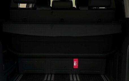 Volkswagen Multivan T6 рестайлинг, 2017 год, 3 490 000 рублей, 16 фотография