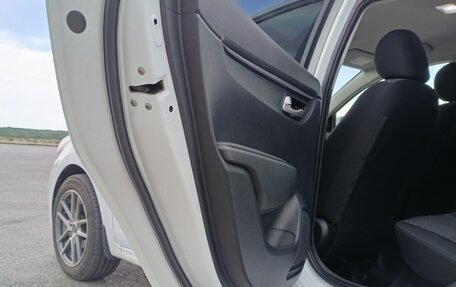 KIA Rio IV, 2018 год, 1 490 000 рублей, 10 фотография