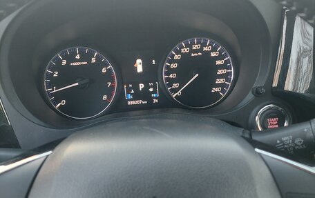 Mitsubishi Outlander III рестайлинг 3, 2022 год, 3 100 000 рублей, 9 фотография