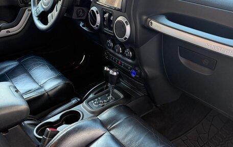Jeep Wrangler, 2011 год, 3 200 000 рублей, 12 фотография