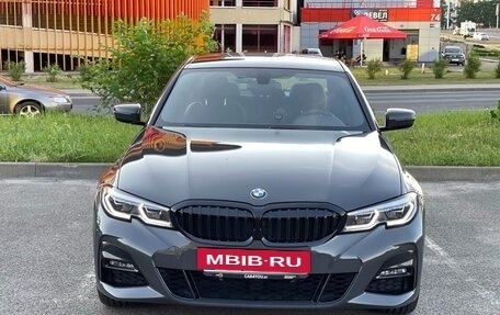 BMW 3 серия, 2020 год, 3 890 000 рублей, 2 фотография