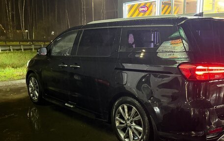 KIA Carnival III, 2019 год, 1 850 000 рублей, 3 фотография