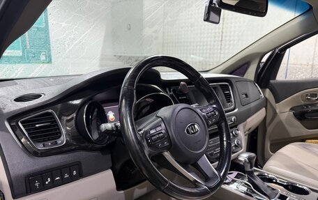 KIA Carnival III, 2019 год, 1 850 000 рублей, 8 фотография