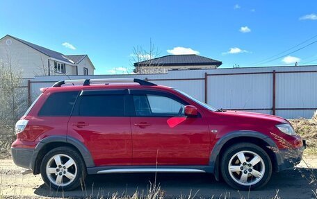 Mitsubishi Outlander III рестайлинг 3, 2005 год, 550 000 рублей, 5 фотография