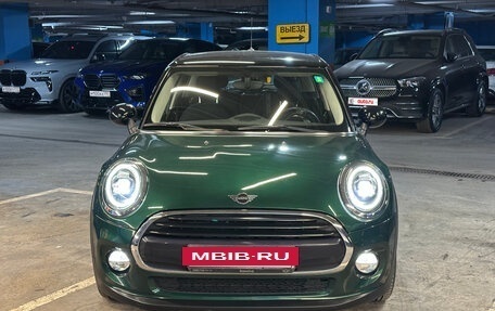 MINI Hatch, 2018 год, 1 900 000 рублей, 3 фотография