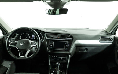 Volkswagen Tiguan II, 2022 год, 2 999 700 рублей, 13 фотография