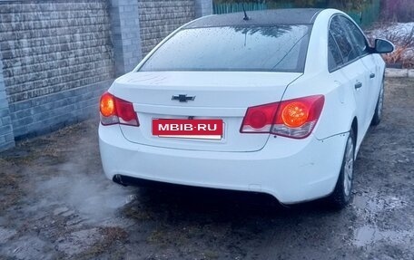 Chevrolet Cruze II, 2010 год, 350 000 рублей, 2 фотография