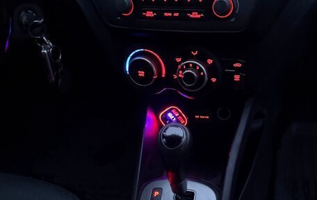KIA Rio III рестайлинг, 2014 год, 750 000 рублей, 3 фотография